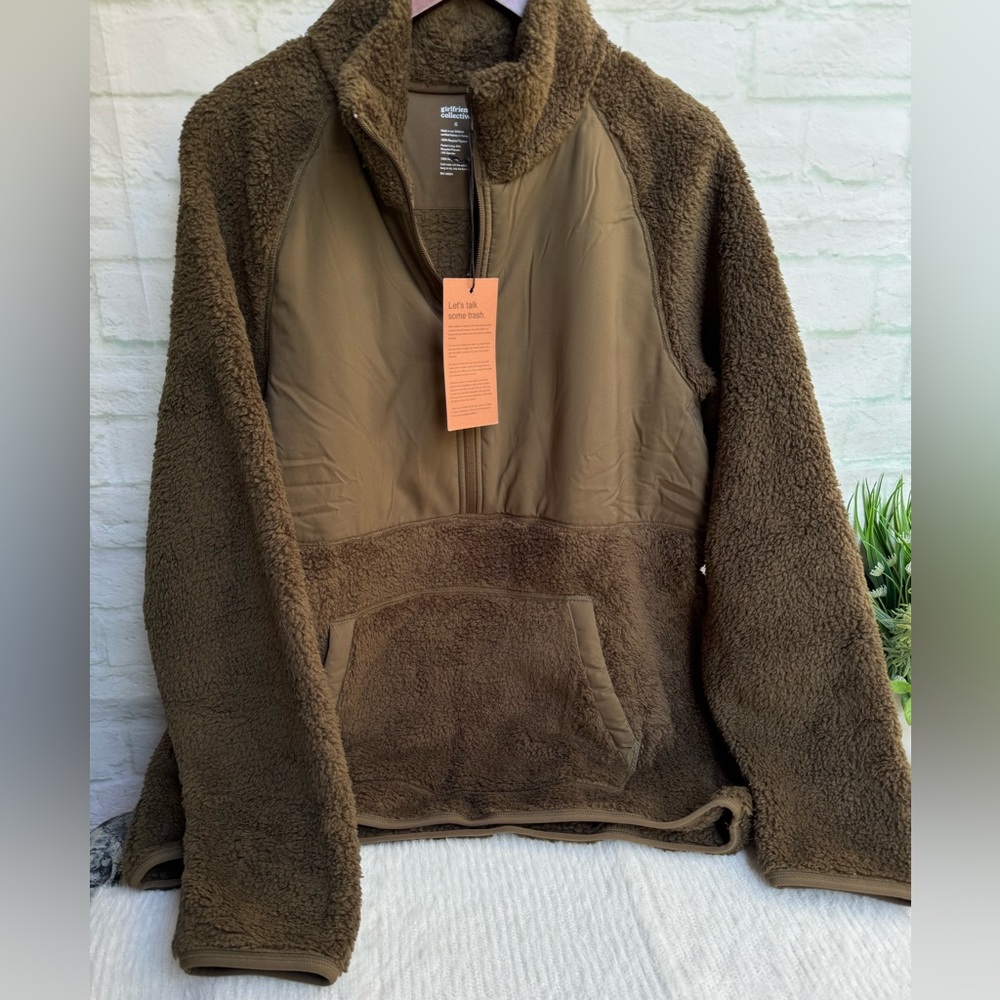 Girlfriend collective Half Zip fleece pullover With koala pocket size 6 US XL